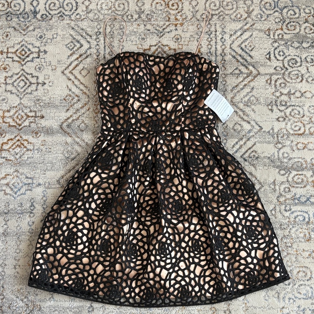 NEW Adrianna Papell Evening Thin Strap Black Overlay Mini Dress 4